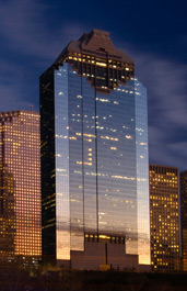 Heritage Plaza Exterior